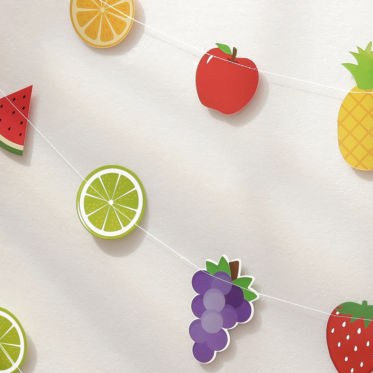 Party decorations Fruit strawberry and flower flag-raising party decoration arrangement 1 set 1 piece