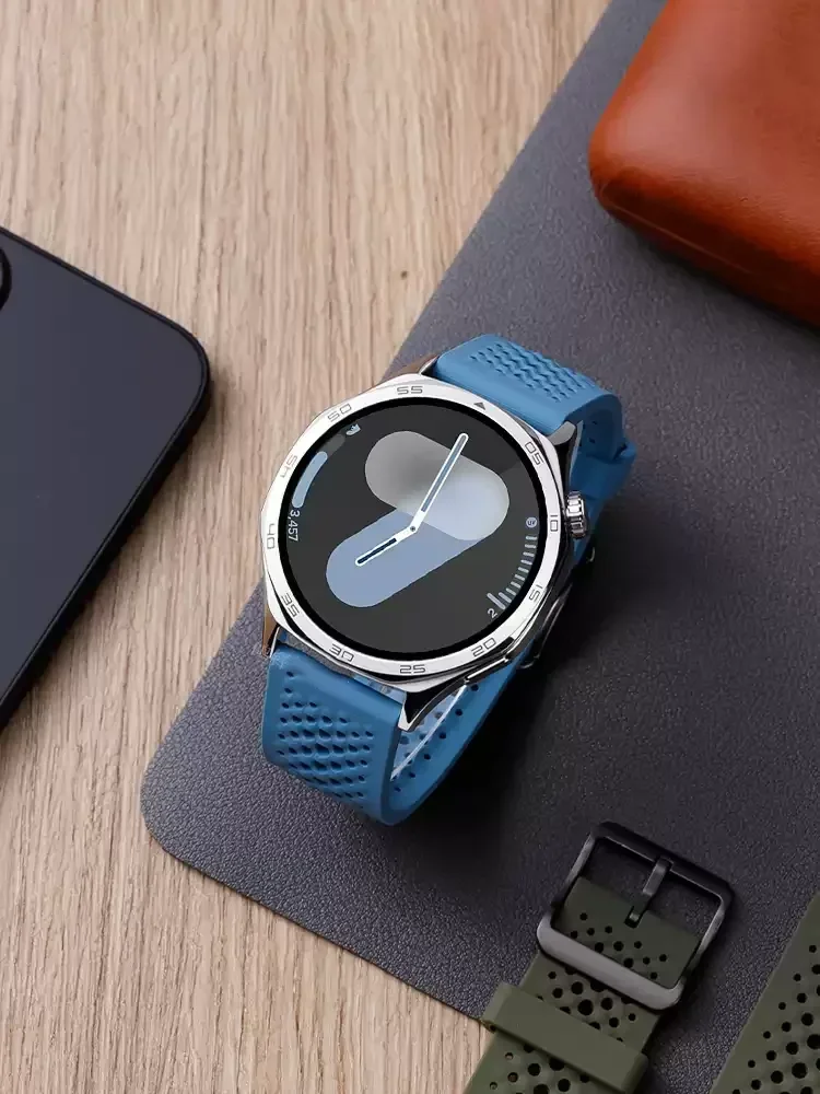 22mm Silicone Sport Band - Premium Replacement Strap