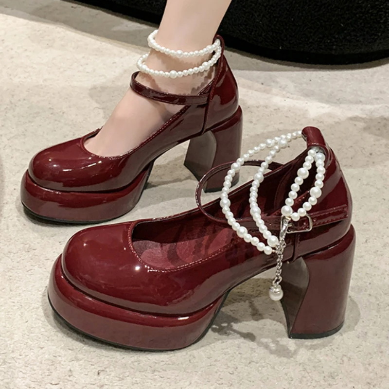 

Женские туфли с закрытым носком, Туфли Мэри Джейн на высоком каблуке с круглым носком, уличные красные туфли с жемчугом, весна 2024