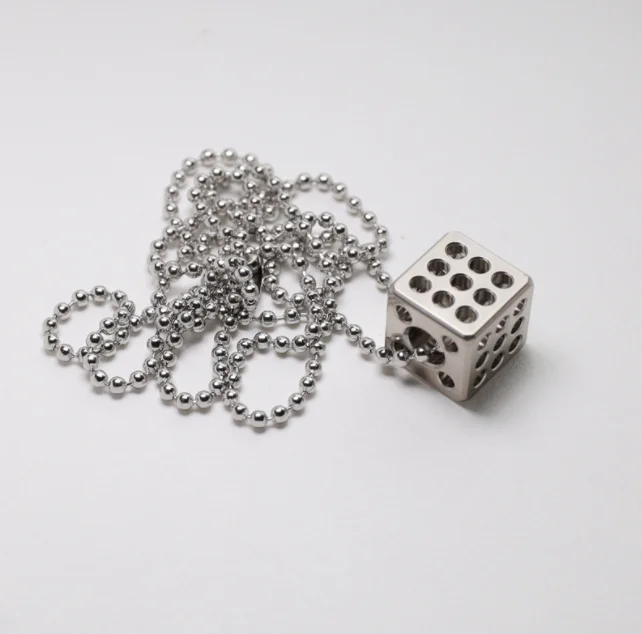 

New Titanium Dice 14mm Chilled Red Wine Beer Dice Necklace Parachute Cord Pendant