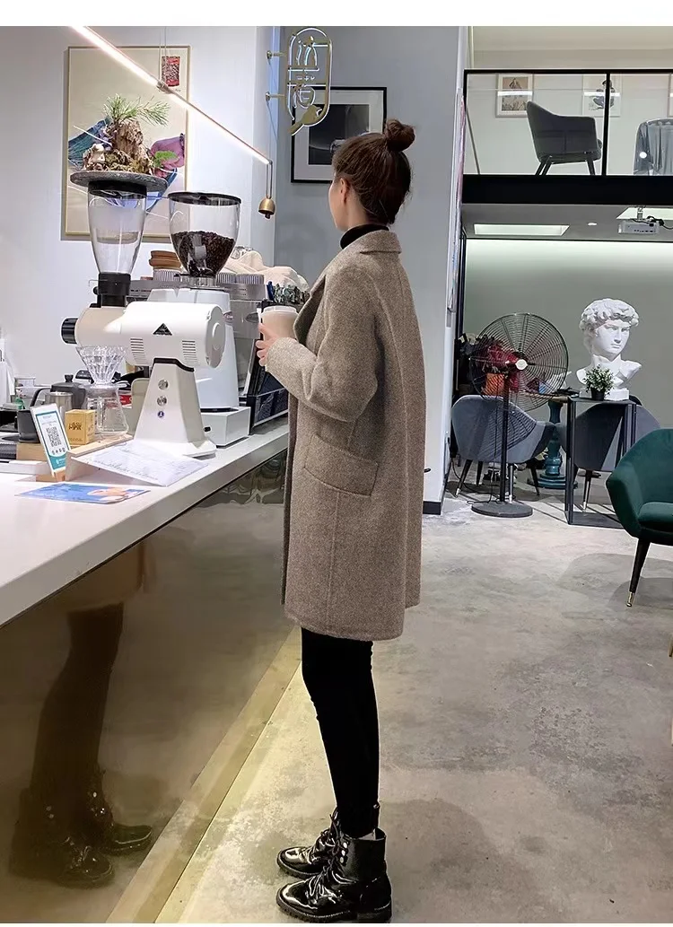 Women's fashion casual coat in autumn and winter