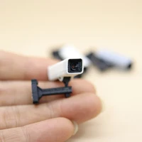 Caméra de Surveillance Miniature à l'échelle 1/12 pour décoration de maison de poupée, accessoire de Micro scène de poupées à la maison 1