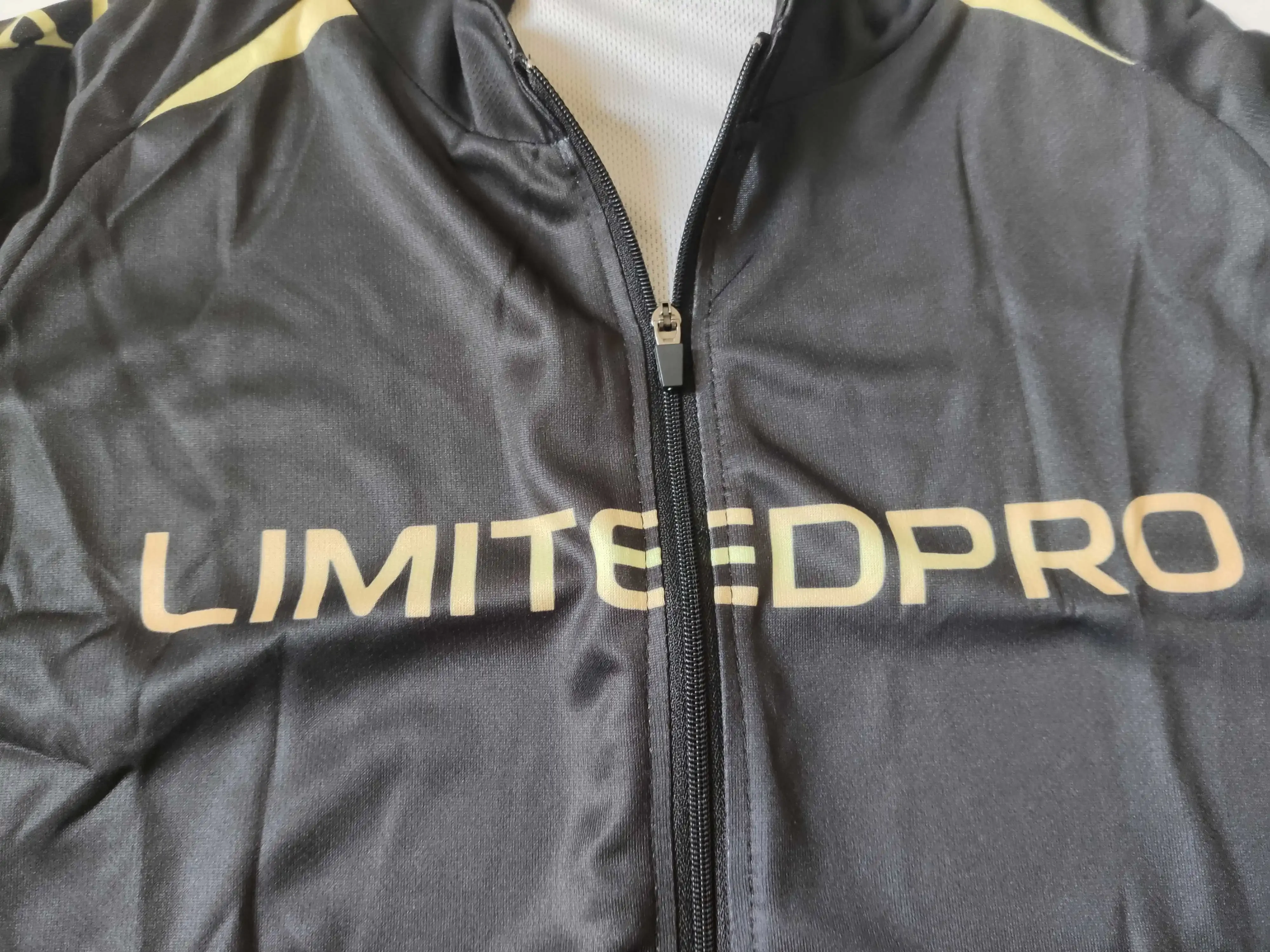 Description Picture 5 of itemNew Fishing Jersey Shirt Tops Long-Sleeve Anti-UV Breathable quick drying Hiking Cycling Jacket