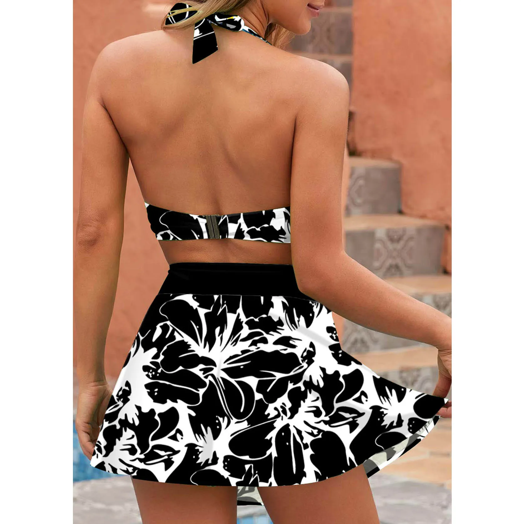 Conjunto de Praia Estampado Floral Branco: Perfeito para o Verão! 8 S5fdfd4ec1e184901be512fa3d8fe97624