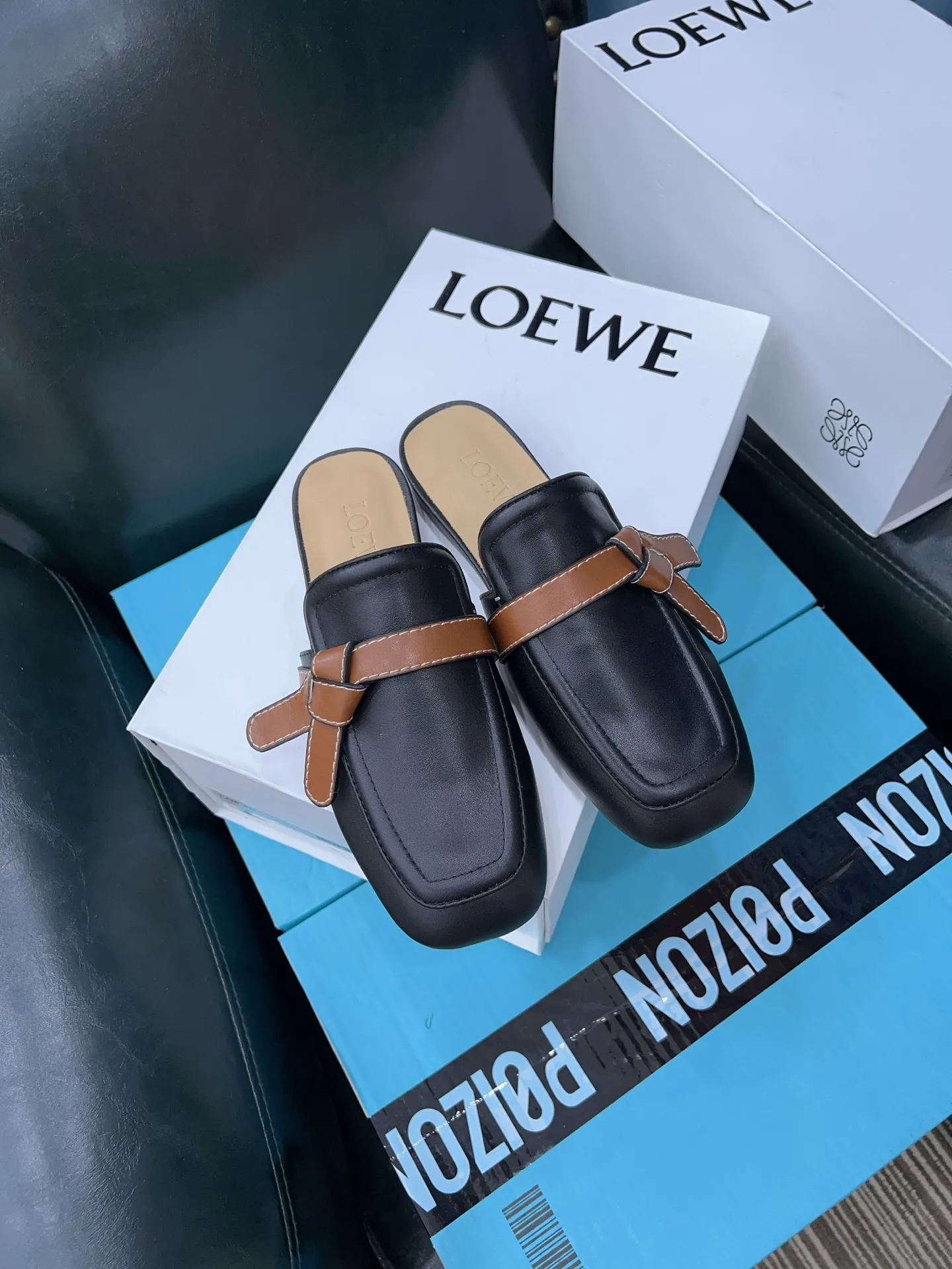 

New color blocking full leather square head bow tie Muller slippers black fashionable women's sandals