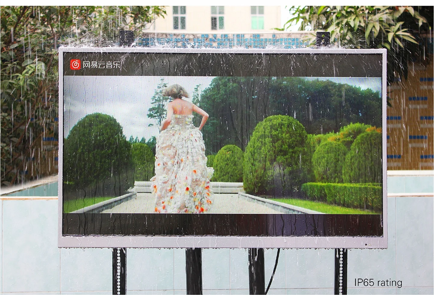 Shenzhen Manufacturing 55 Inch Outdoor TV Waterproof UHD Smart TV