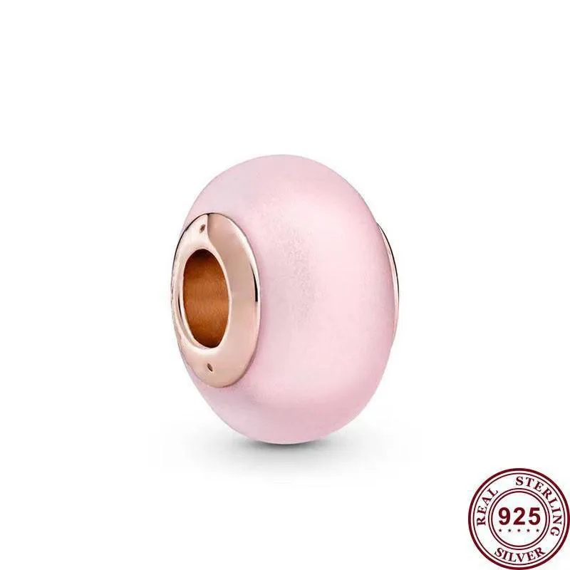 Рисунок 3 - Женский кулон в виде слона или розы