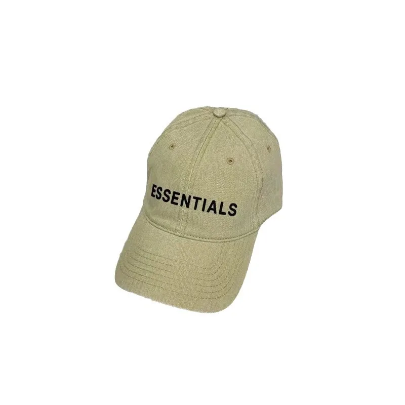 Рисунок 5 - Старые бейсболки для женщин и мужчин