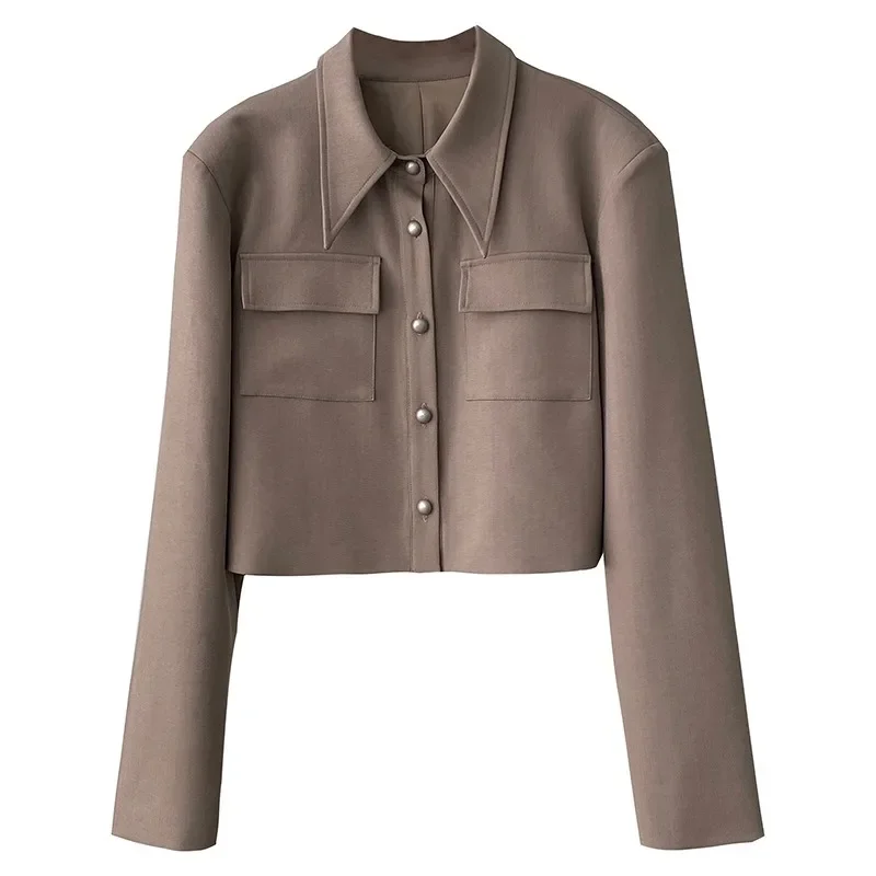 Рисунок 5 - Женский деловой пиджак с отложным воротником