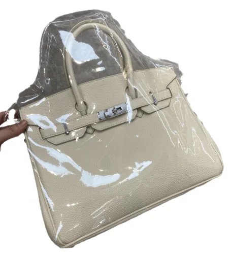 

Женская кожаная сумка-Кроссбоди с серебристой пряжкой