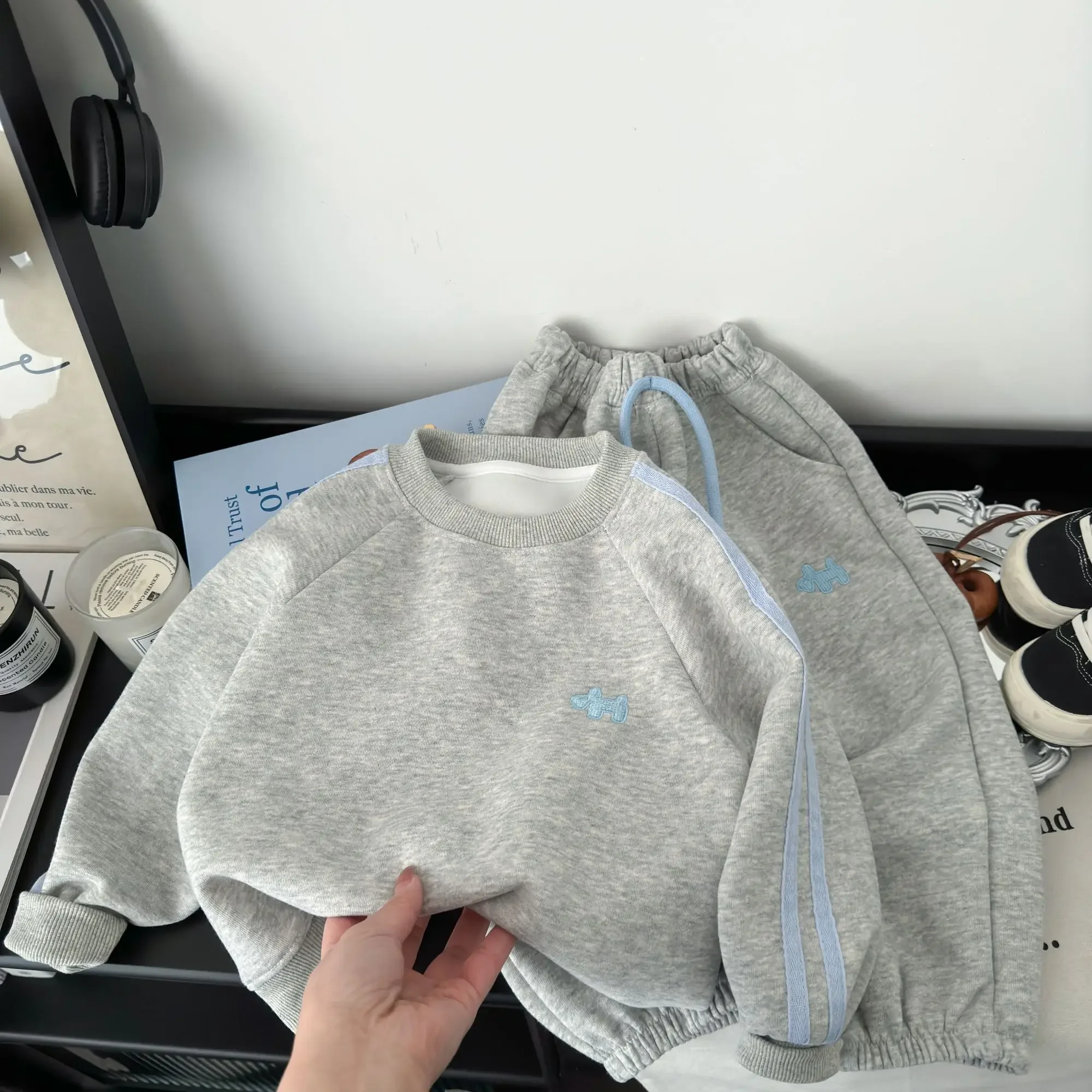 Boys Sweatshirts Hoodies Spring Autumn Long Sleeved T-shirt  Children O Neck Top Sweat Pants 2pcs Set Korean Cartoon Sportswear - 2