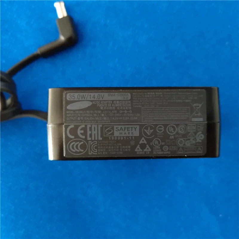 Laptop adaptor power New A3514_RPN 14V 2.5A 35W BN44-00990A for monitor AC/DC adapter