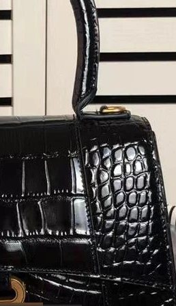 

Wrinkle Design Women Cowhide Tote Bags Genuine Leather Shoulder Bag Vintage Pleated Texture Crossbody Bag Hourglass Underarm Bag
