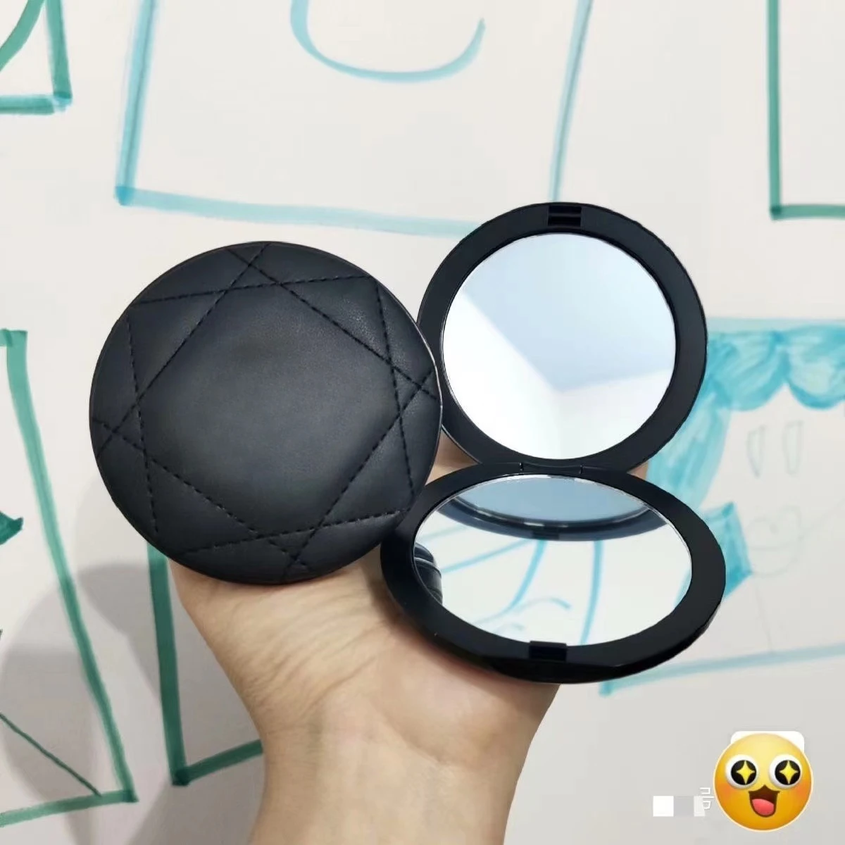 

CD mirror