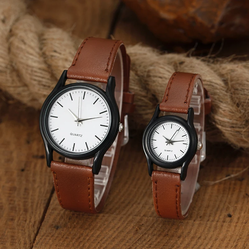 2023 New Couple Watches Personality High Quality Men and Women Vintage Small  Leather Strap Casual Sports Wrist Clock Wristwatch