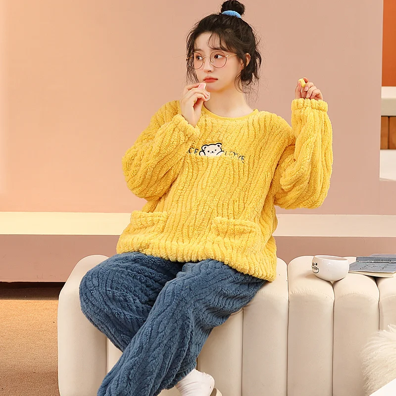 New Winter Women's Warm Home Clothes Sleepwear Ladies Flannel Thick Coral Fleece Cute Cartoon Pajamas oversized Woolen Pijama