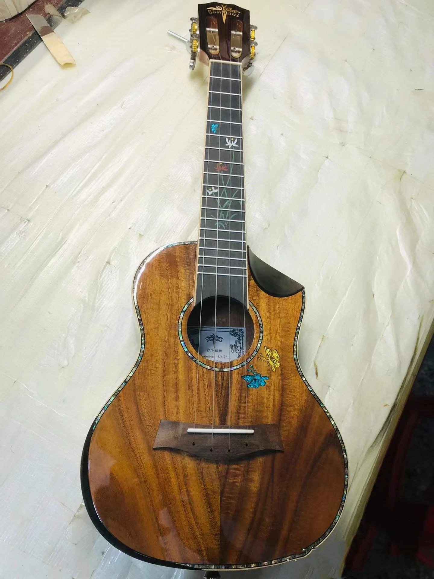 Solid Concert Ukulele Wood Abalone Bindings Solid Wood Ukulele