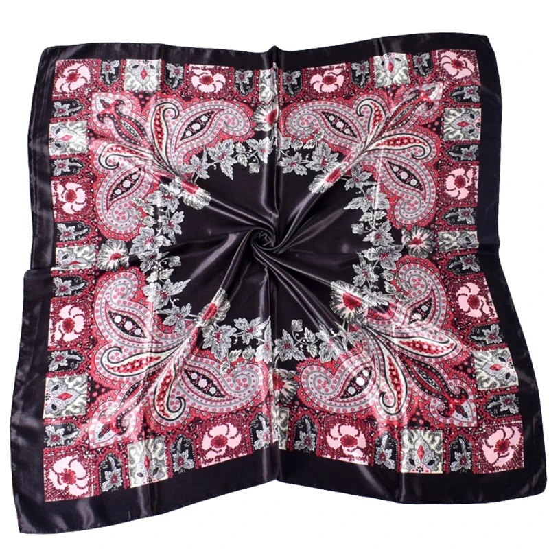 90*90CM Shawls Fashion Beach Sunscreen Silk Scarves Europe And America Kerchief Popular Print Square Bandannas