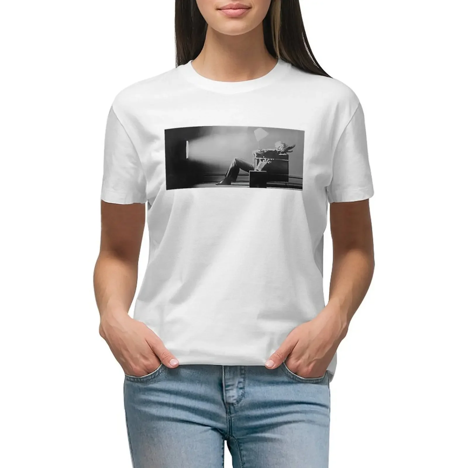

Blown away video guy T-shirt tees vintage clothes Womens graphic t shirts