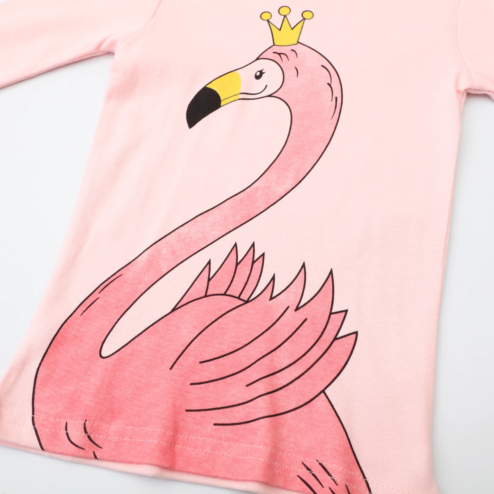 طفل بنات طويل الأكمام فلامنغو الكرتون طباعة منامة مجموعة 2 قطعة