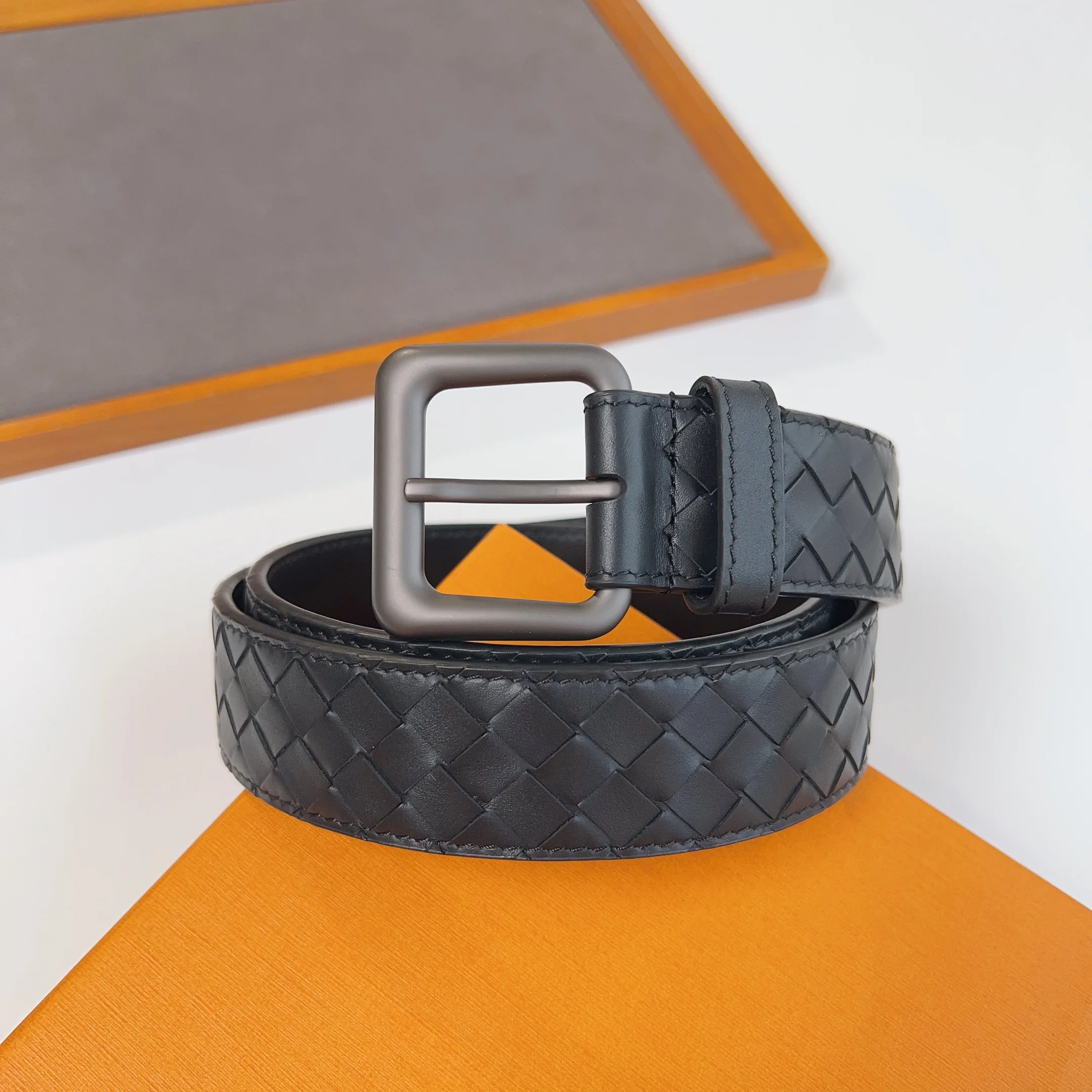 

Men'S Braided Belt Style Matte Pin Buckle Fetal Cowhide Classic Trend Versatile Fashion Men'S Casual Belt