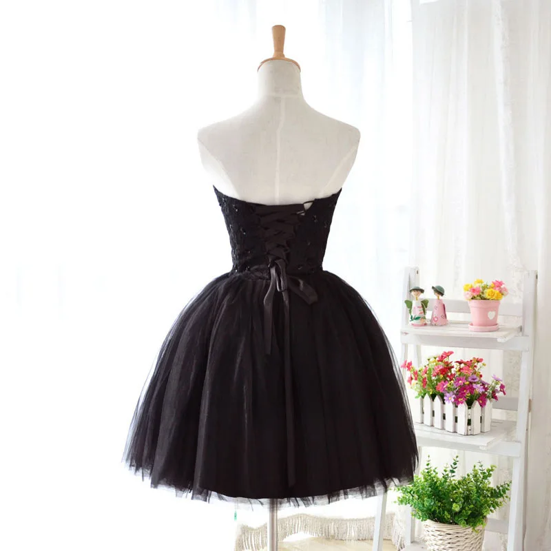 Sweetheart Strapless Lace Beading Cocktail Dresses Tulle A Line Short Party Prom Gowns Mini Homecoming Dresses Graduation Dress