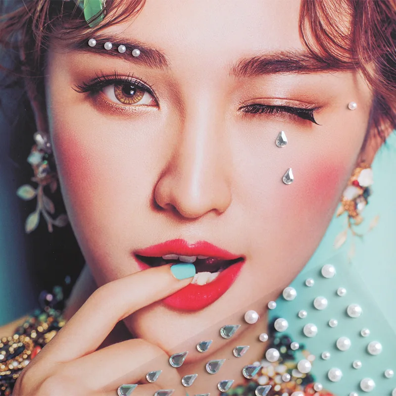 3D Pearl Crystal Face Jewels Fashion Women Tattoo Diamond Makeup Eyeliner Eyeshadow Sticker Halloween Makeup Eyes Sticker