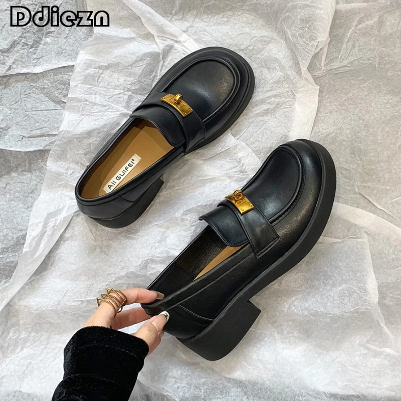 

Fashion Loafers Black Female Shoes Women Mary Janes Low Heels 2023 Metal New In Ladies Sandals Square Toe Footwear Summer Flats