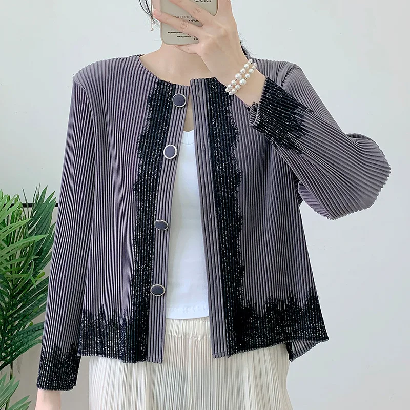 

Pleated lace splicing coat 2023 new loose fashion cardigan blouse
