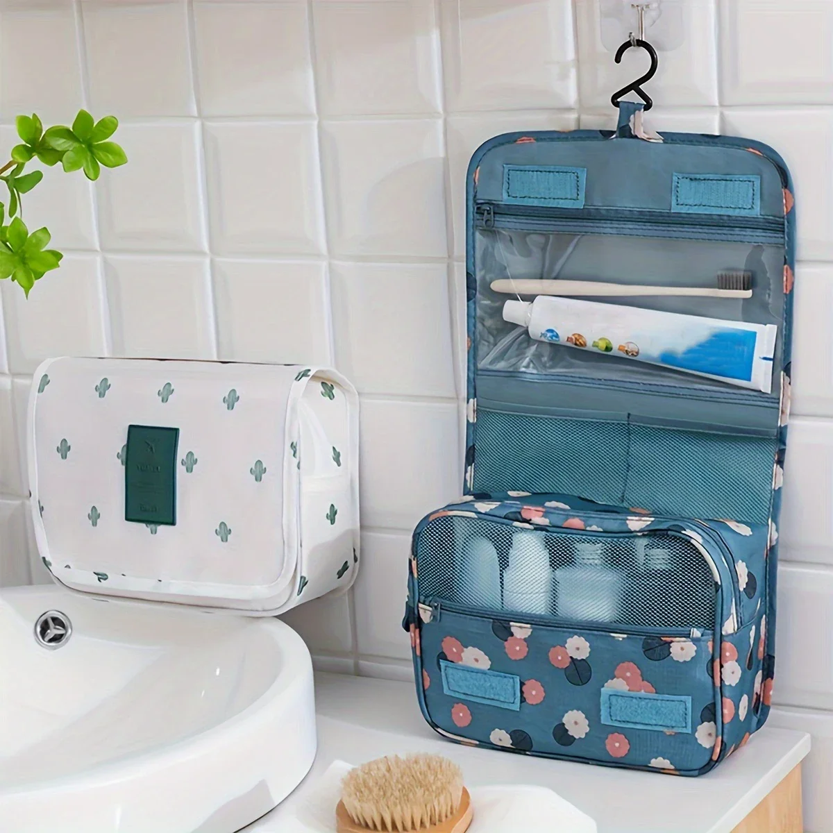 Travel Washing Cosmetic Bag Ladies Bathroom