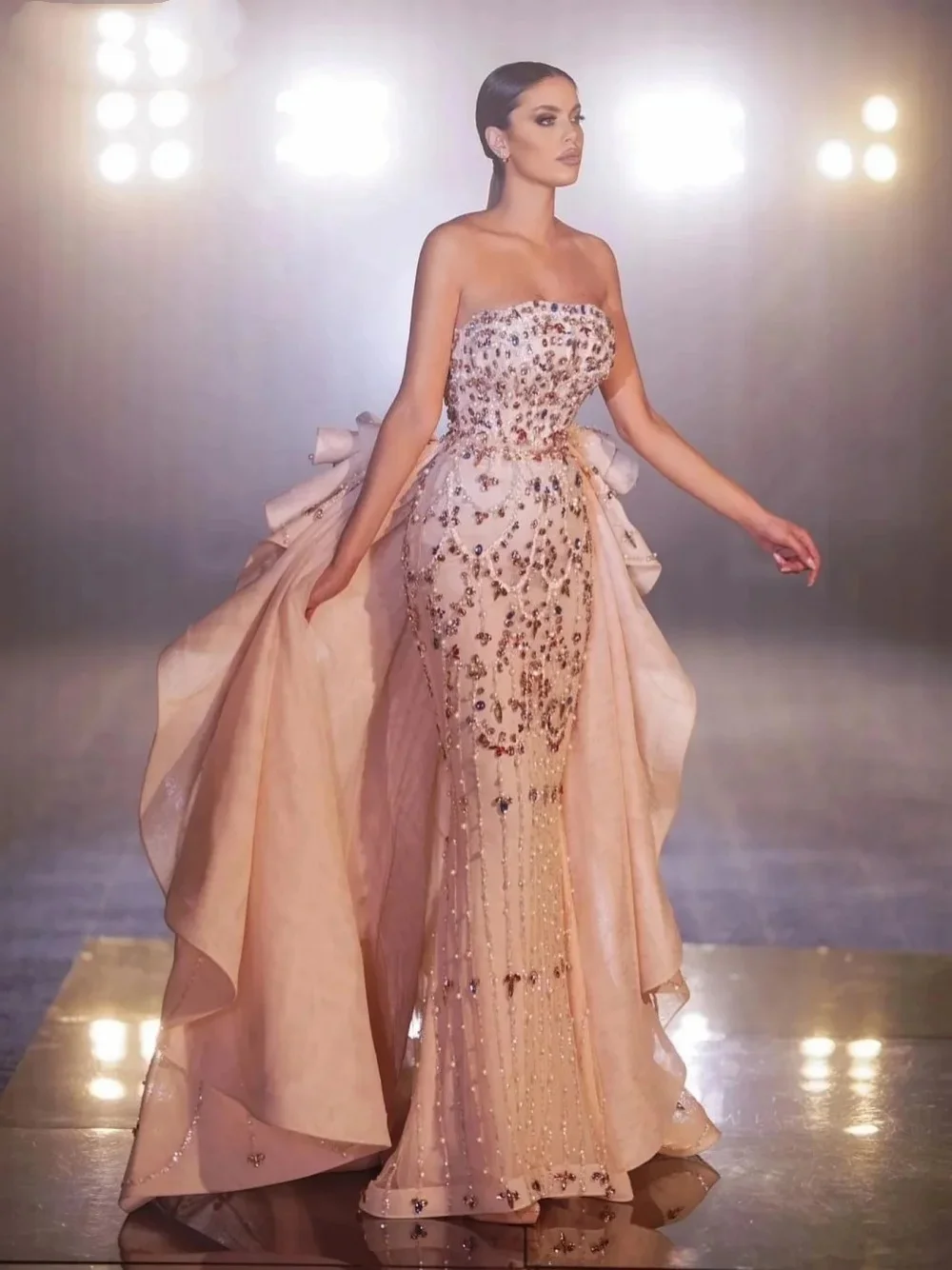 فستان زفاف حورية البحر لؤلؤ فاخر ترتر كريستالي بدو...