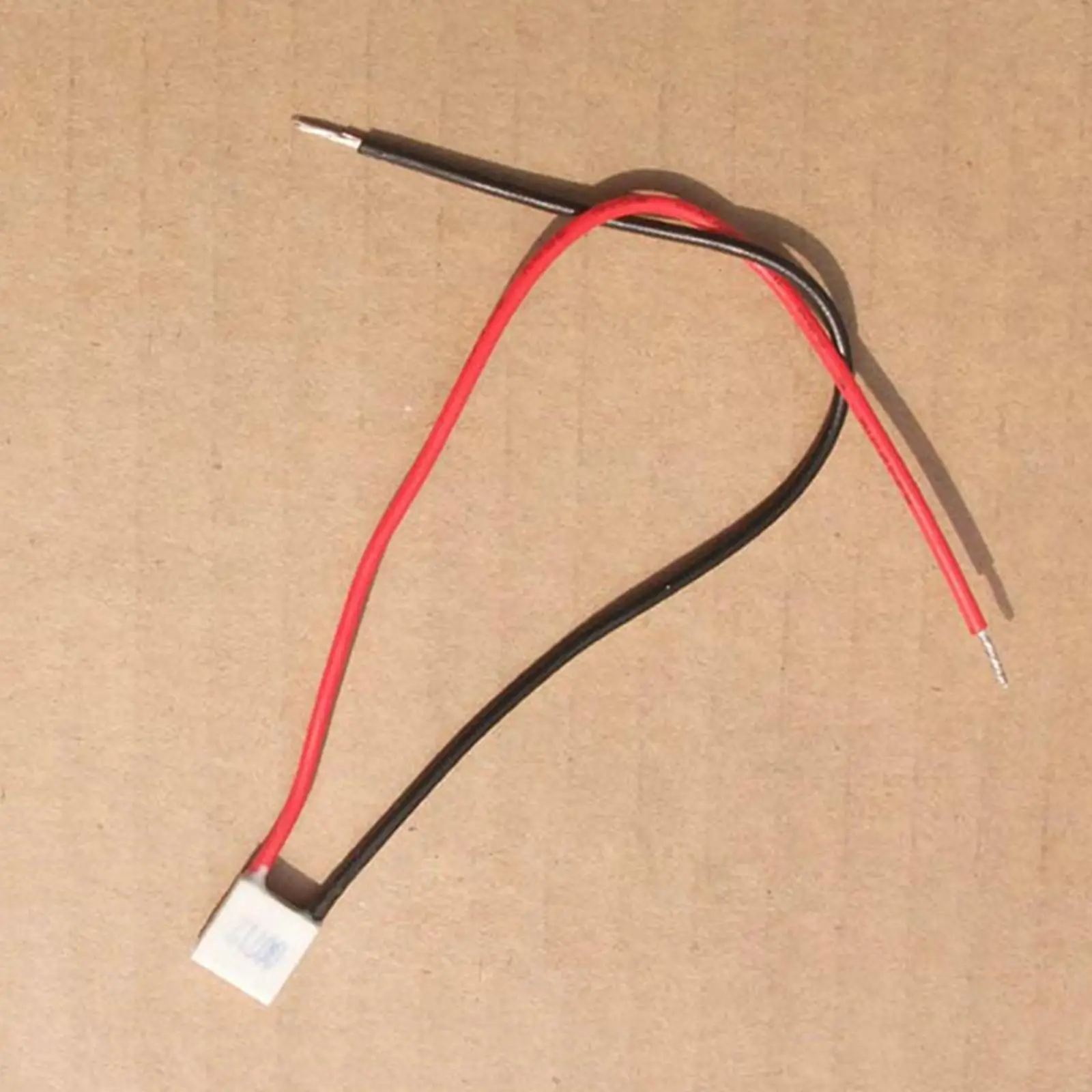10x10x3.2mm 12A 0.82V 5.8W TEC1-00712 Thermoelectric Cooler Peltier Heatsink