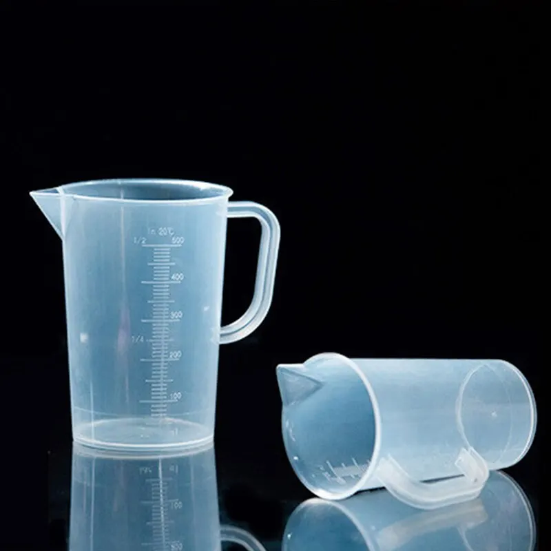 Laboratory Tool Plastic Measuring Cup 500ml Large Cylinder Graduated Measuring Container Handle Pour Spout Plastic Measuring Cup