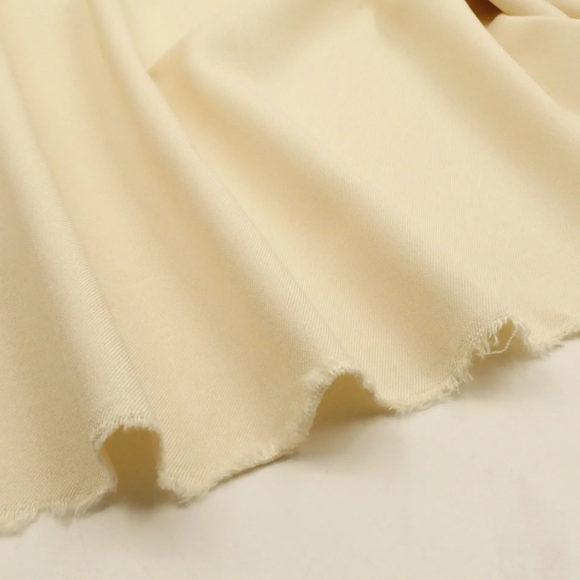 Trendy Full Polyester Twill Fabric YH-61122 for Spring Autumn Outerwear Suiting Fashionable Skirts Women's Clothing