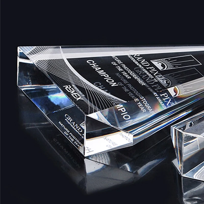 Customized Transparent Triangle Shaped Iceberg Crystal Trophy, Excellent Staff Annual Meeting Awards, Home Decoration Medal, 1Pc