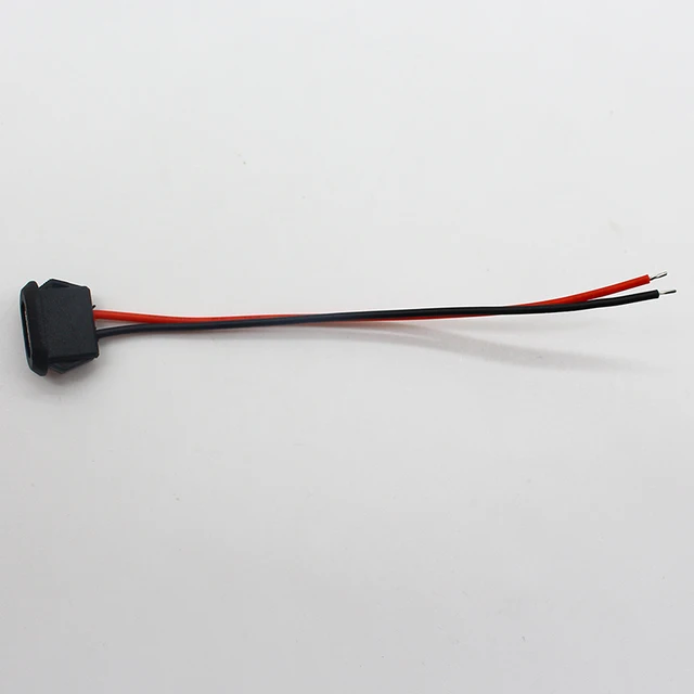 USB-C 암 커넥터: 고전류 고속 충전으로 기기의 전력을 키우세요