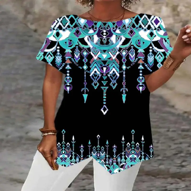 

Plus Size Women Asymmetrical Short Sleeve Scoop Neck Printed Graphic Top