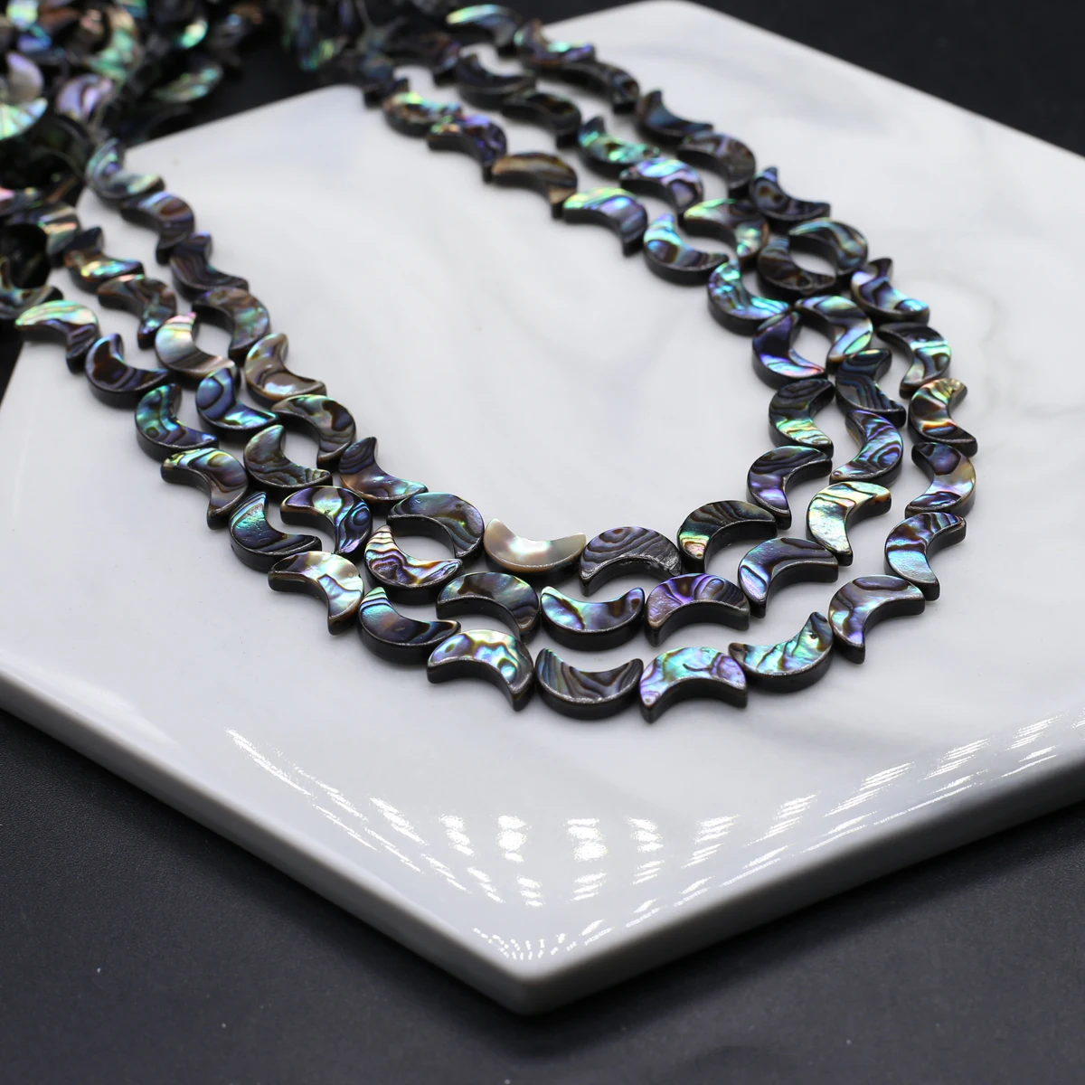 Natural Freshwater Black Shell Beads Moon Shape Loose Spacing Beaded Jewelry Making Necklace Earrings Bracelet Accessories Gift