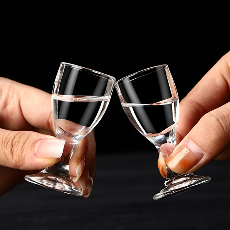 Wine Glasses Set 6pcs + 1pcs Cups Transparent 80ml Wine Scale Dispenser 10ml Shot Glass Baijiu Spirit Cup Pot Drinkware Set Shot Glasses Drinking Vessels Wine Glasses