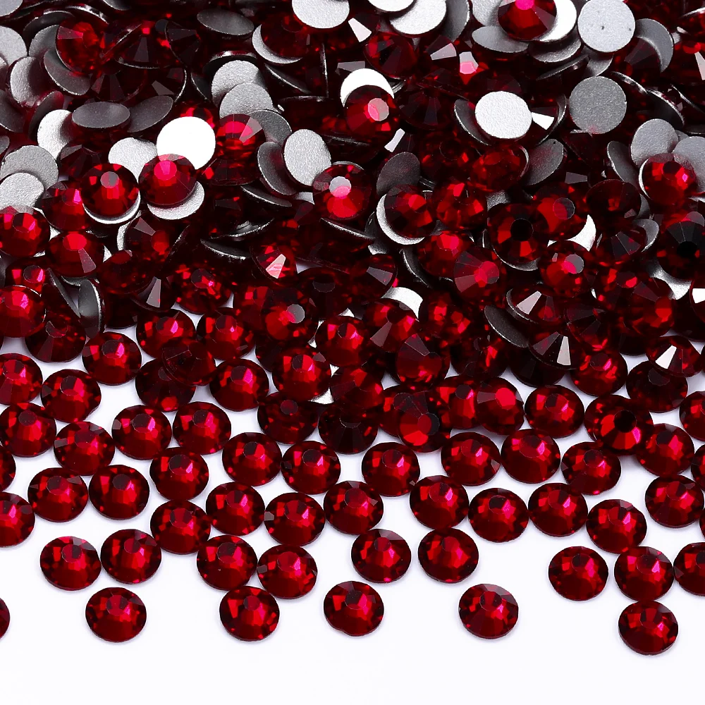 High-Quality Silver Glitter Glass Crystal Rhinestones for Nail Art and Wedding Dress Decoration