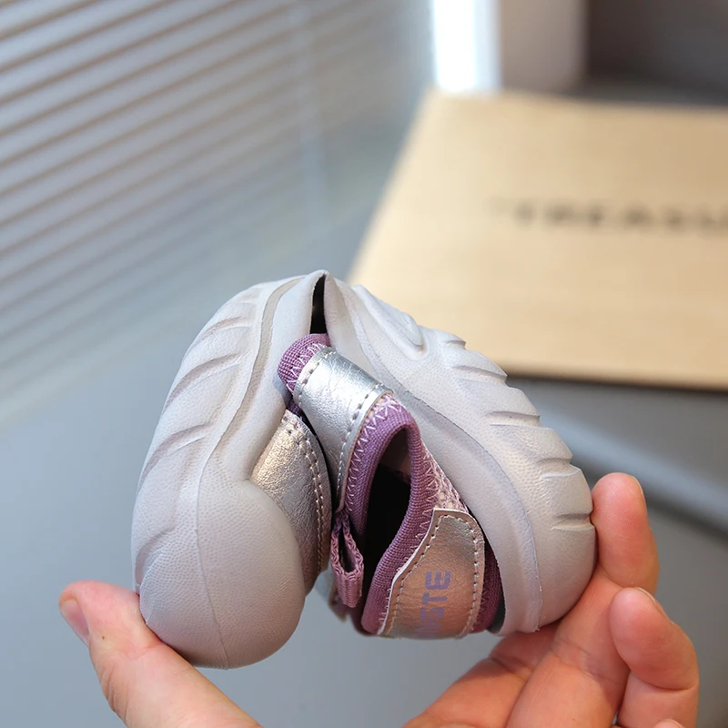 Kids Summer Sandals Non Slip Lightweight Beach Shoes