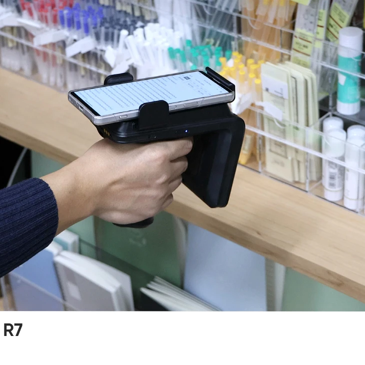 RUGLINE UHF RFID 슬레드 리더기(블루투스 및 안드로이드 운영 체제 탑재) - 창고 및 차량 관리, 의류 소매업용
