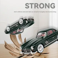 ⁦مجسم سيارة مرسيدس بنز 300SL كلاسيك معدن مع إضاءة وصوت بطول 19 سم | Mercedes-Benz 300SL Classic Diecast Metal Model Car with Light & Sound 19cm⁩ - الصورة ⁦4⁩