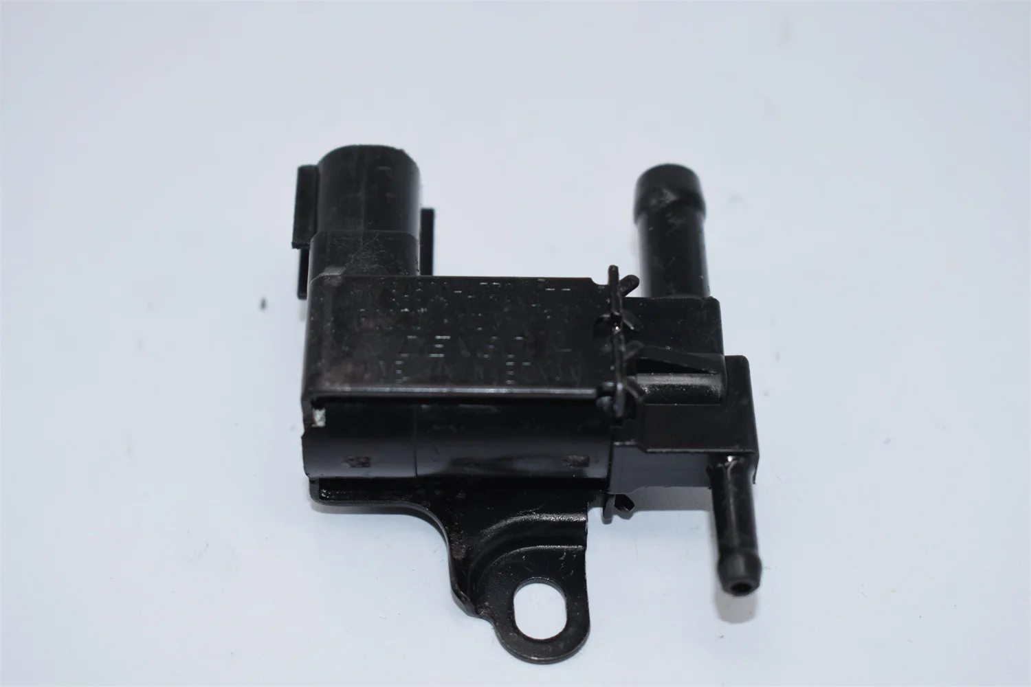 

Оригинальный/OEM HV184600-4770 184600-4770 1846004770 PCS70 вакуумный клапан