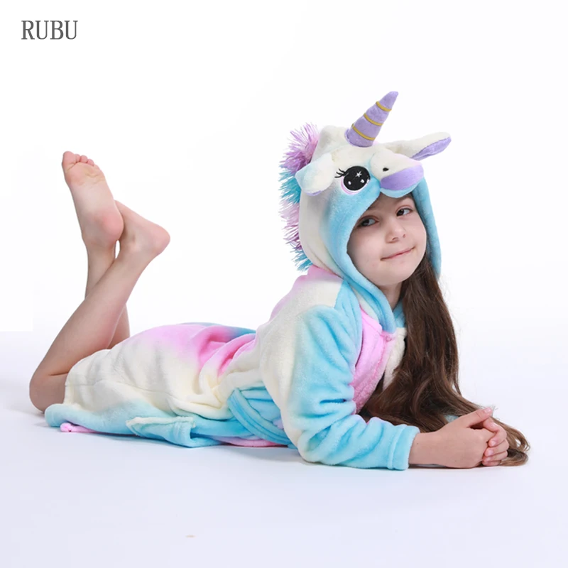 Winter Kids Bathrobe Animal Cartoon Unicorn Bath Robe Cute Hooded Bathrobes For Children Flannel Pajamas Boys Girls Robes