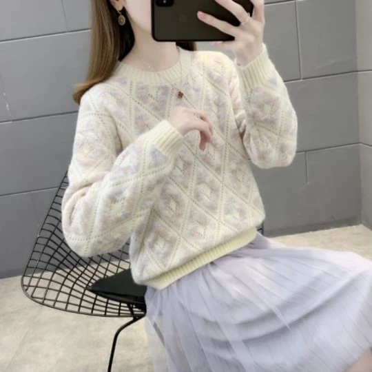 

UK Flower Flocking Furry Plush Winnter Pullover O-Collar Warm Sweater Women's Sweaters Women Girl Pull Slim Top Cloth Outer Coat