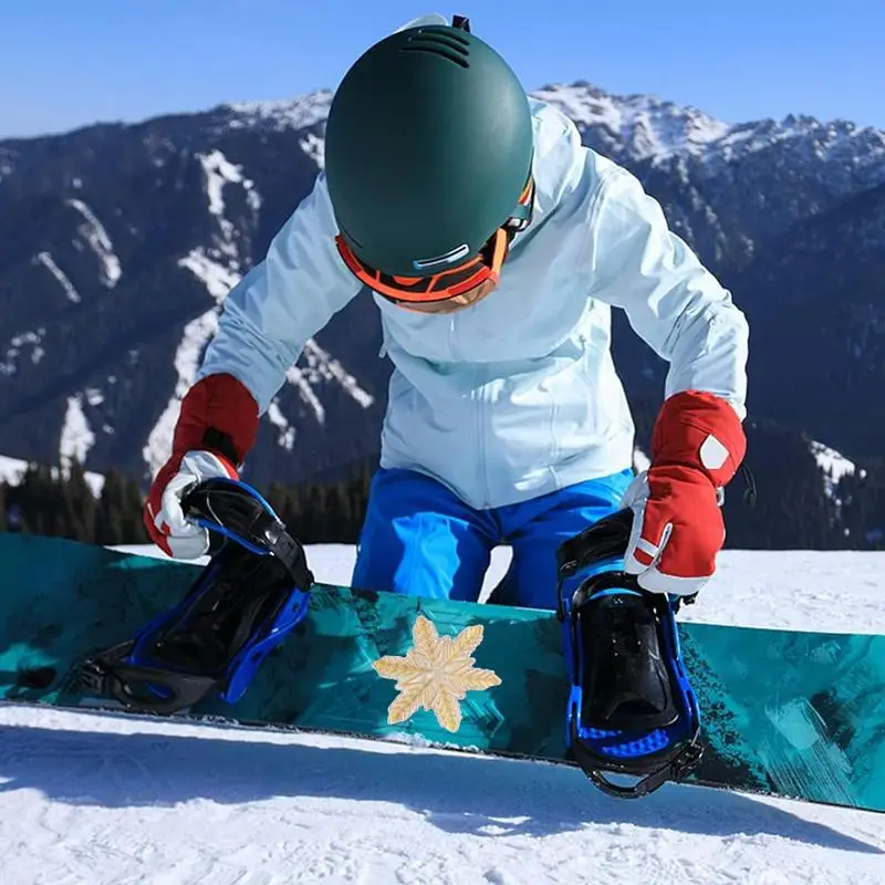 Anti-Slip Stomp Pad Mat Snowflake Shape Stomp Mat Pad Enhanced Grip Snowboarding Pads Portable 3D Raised Design For