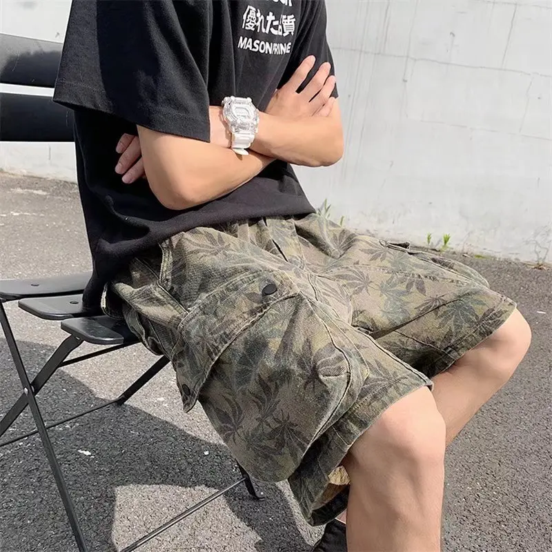 Summer Loose shorts men's camouflage short pants moto biker streetwear men multi-pocket maple leaf print casual hip cargo shorts