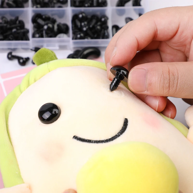 586Pcs DIY Wool Felting Plastic Safety Eyes Kit Noses Doll Making Stuffed Animals Felt Needle Accessories