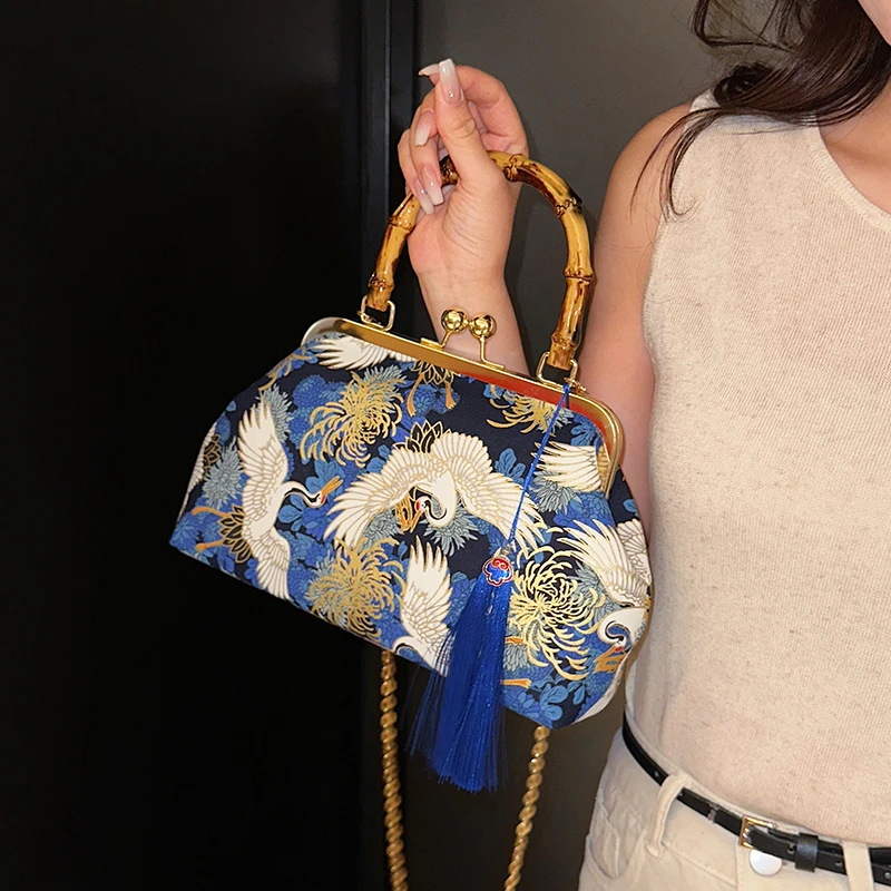 Women's Vintage Embroidery Crossbody Shoulder Bags Luxury Clip Mini Evening Bag Fashion Bamboo Handbag Satchel